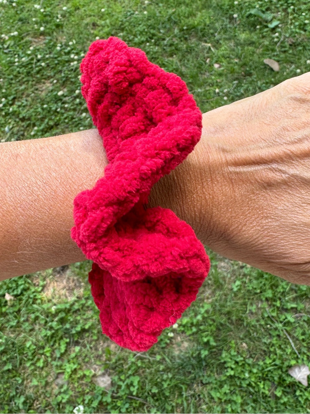 Colorful Large Fluffy Rainbow Scrunchie NEW! Set of 2! - Picture 3 of 4